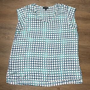The Limited Women’s White Blue Teal Geometric Shirt Sleeve Blouse, size large